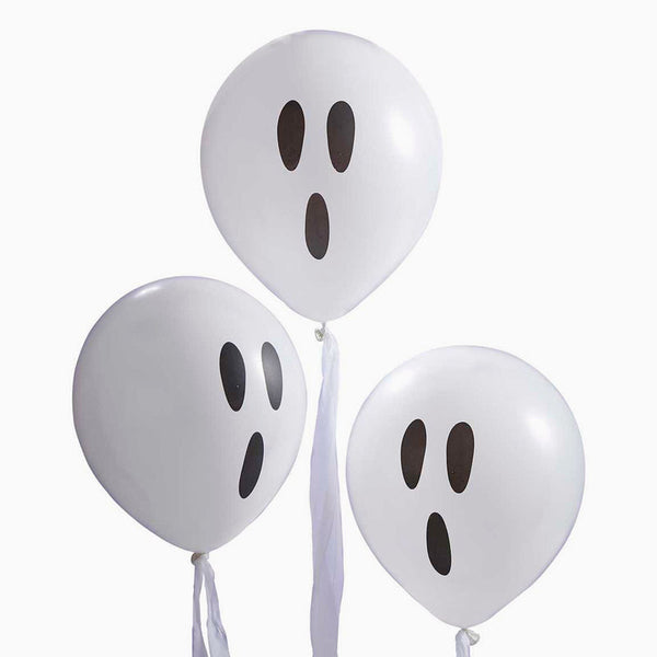 10 globos fantasma